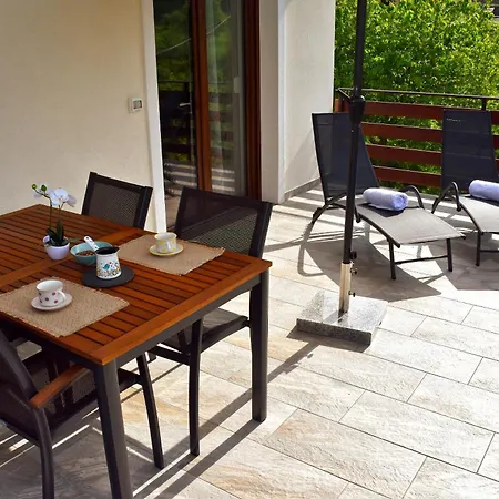Brkinka Apartments Vremski Britof Exterior foto